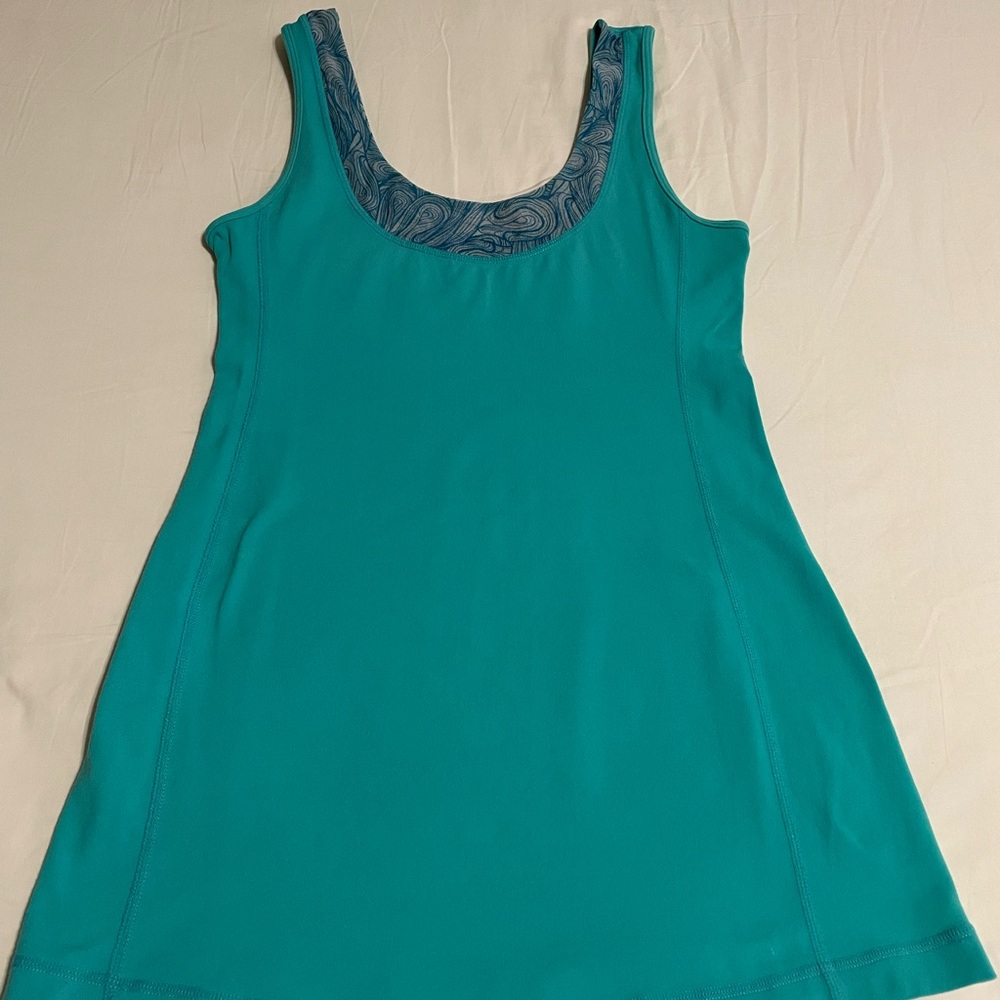 Lululemon tank top size 6